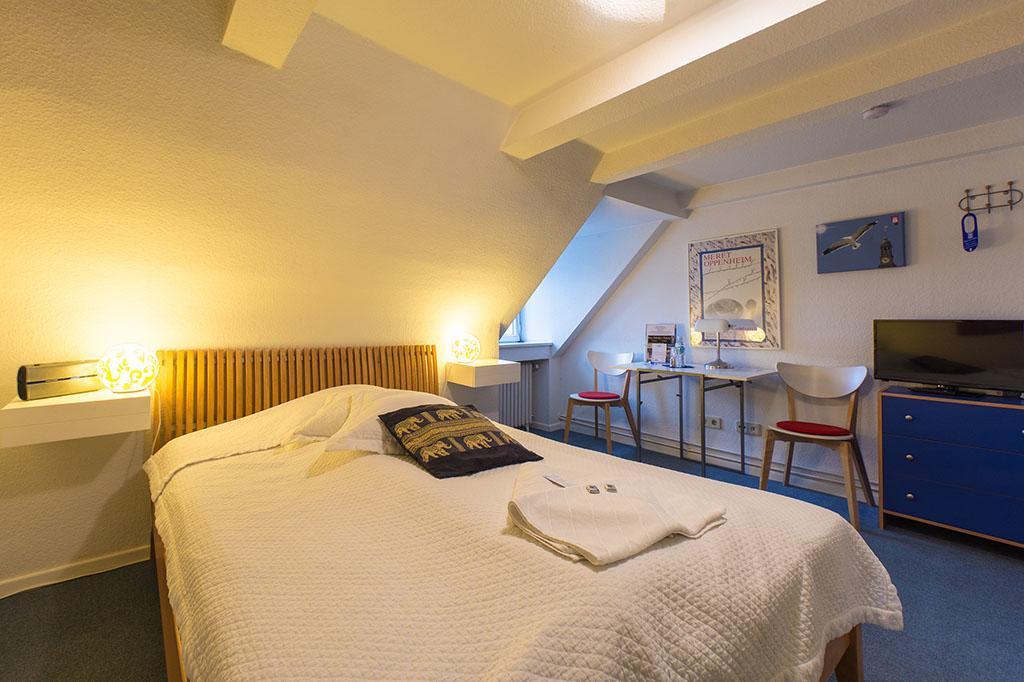 Frauenhotel Hanseatin - Women Only Hamburg-Harburg Rum bild